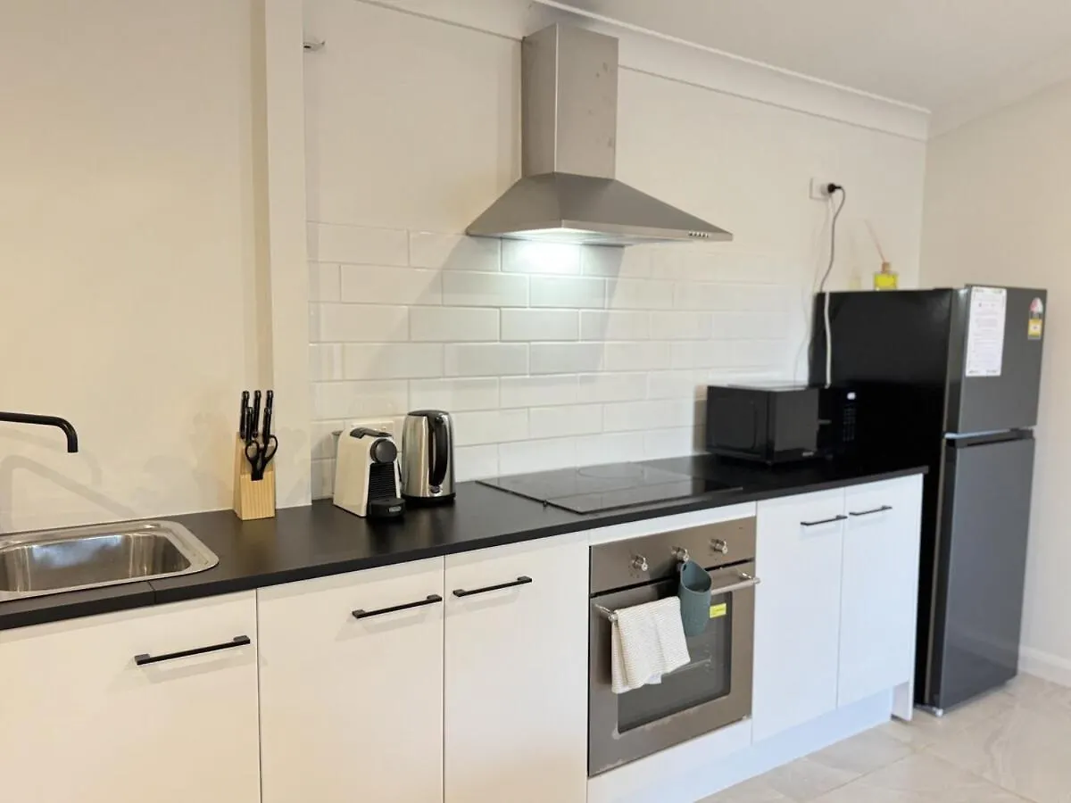 Modern Simplicity Granny Flat In Belmont Brisbane
