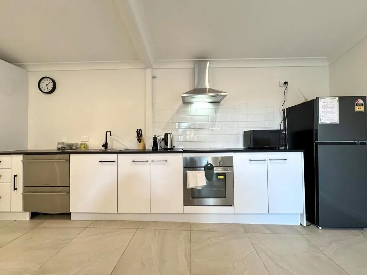 Modern Simplicity Granny Flat In Belmont Brisbane 0*,  Australien